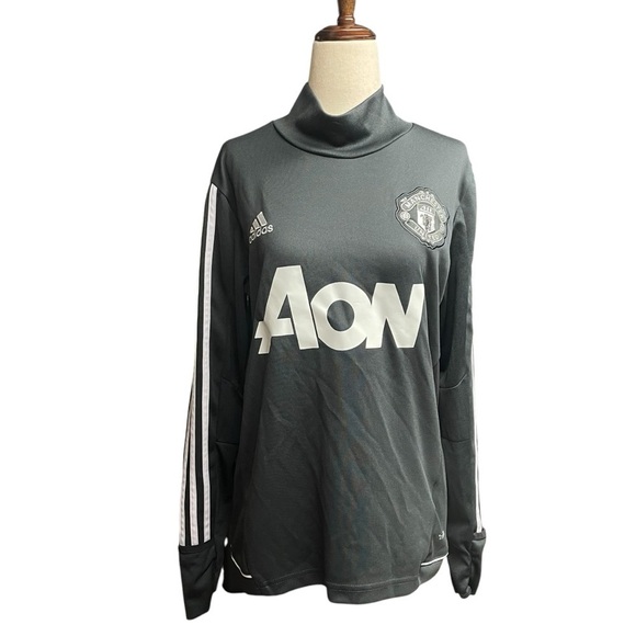 Man Utd Uniform Kit Size Small Mock Neck Long Sleeve Pull On Size Small - Picture 3 of 13